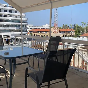 Unique 100 Meters From Hostel Larnaka